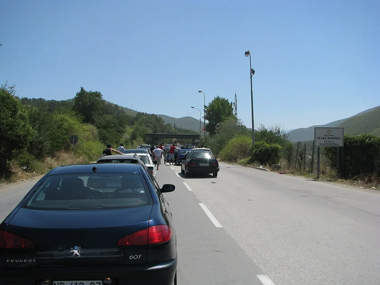 A queue of cars at the Blace border crossing between North Macedonia and Kosovo