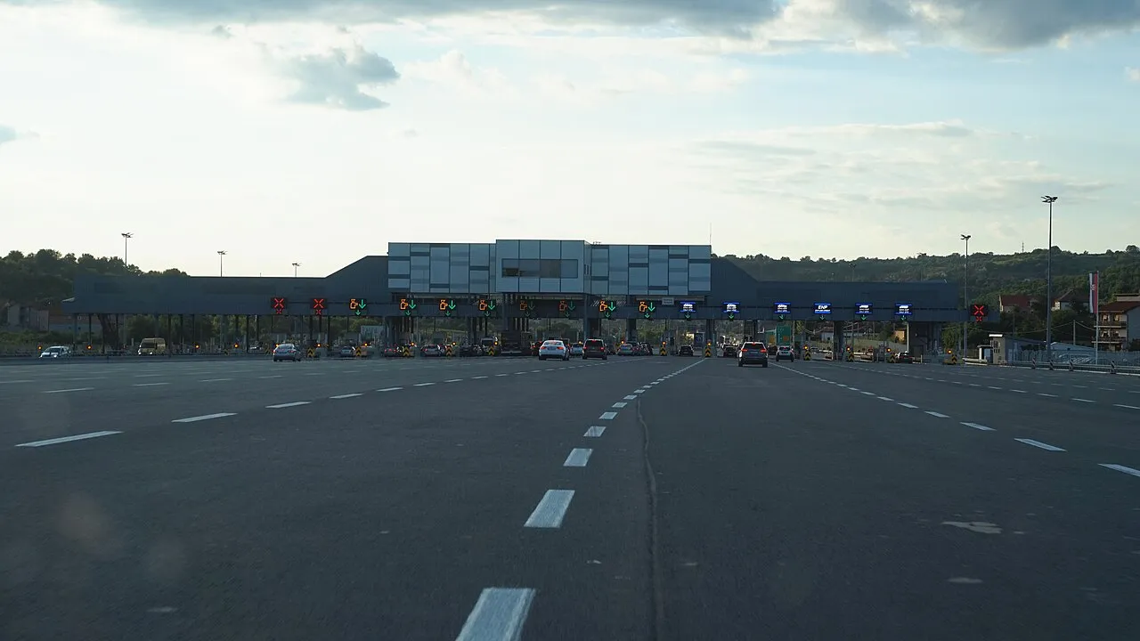 Serbian motorway toll plaza near Belgrade with ENP and cash lanes